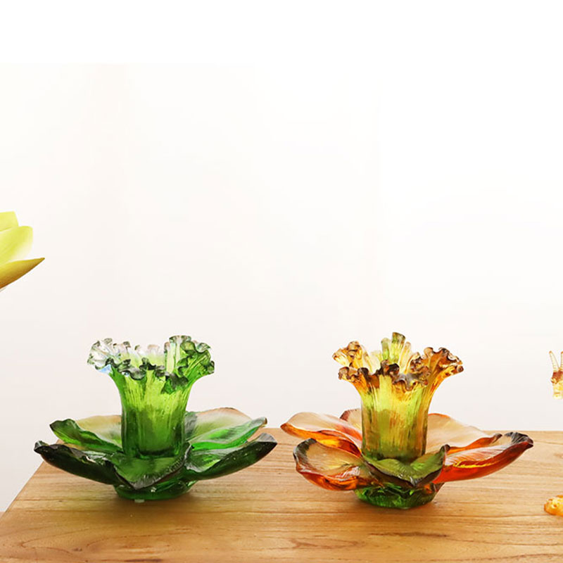 حامل شموع زجاجي على شكل بتلة