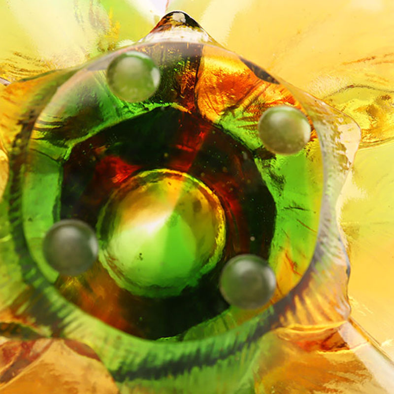 حامل شموع زجاجي على شكل بتلة