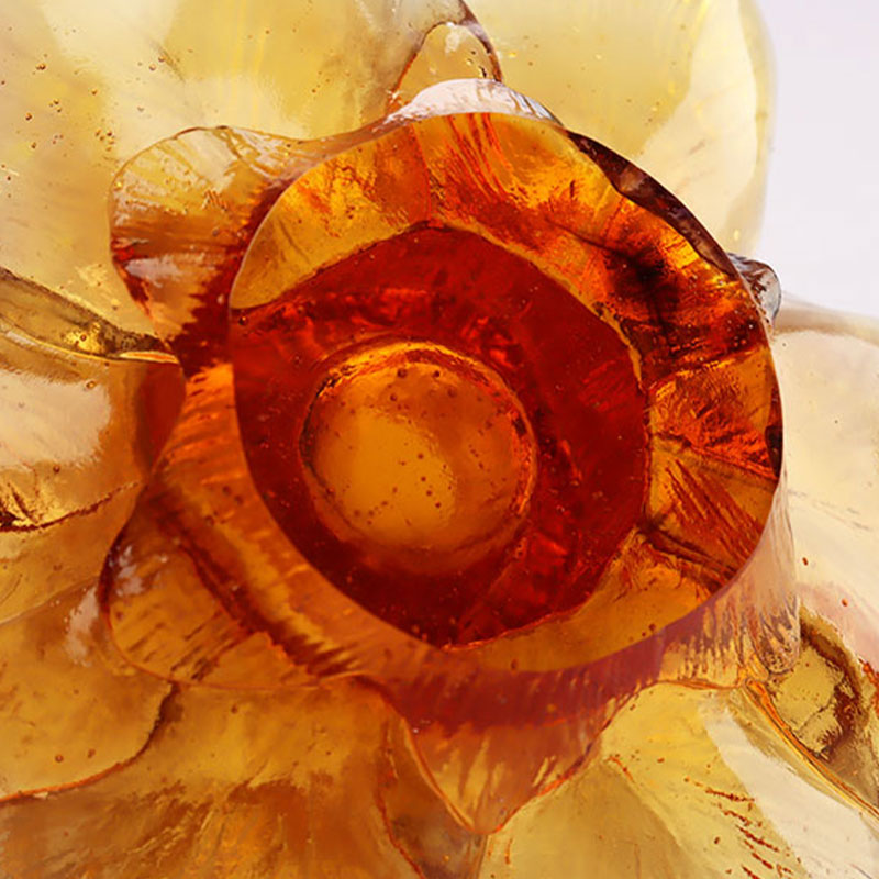 حامل شموع زجاجي على شكل بتلة