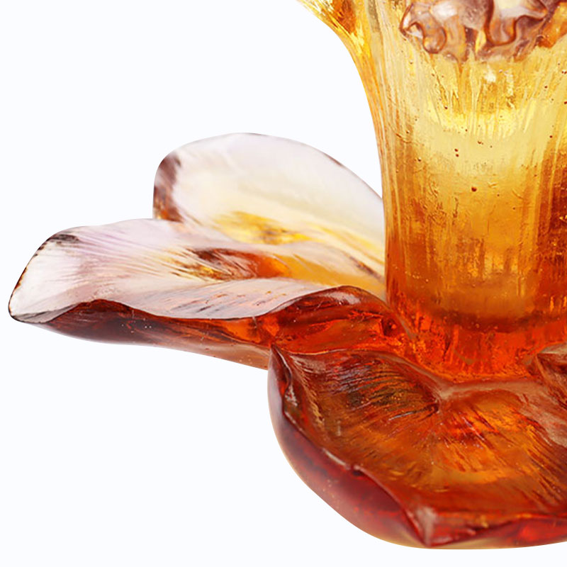 حامل شموع زجاجي على شكل بتلة