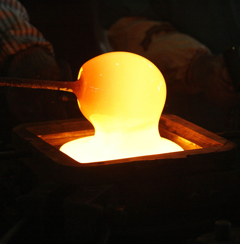 ضعه في القالب