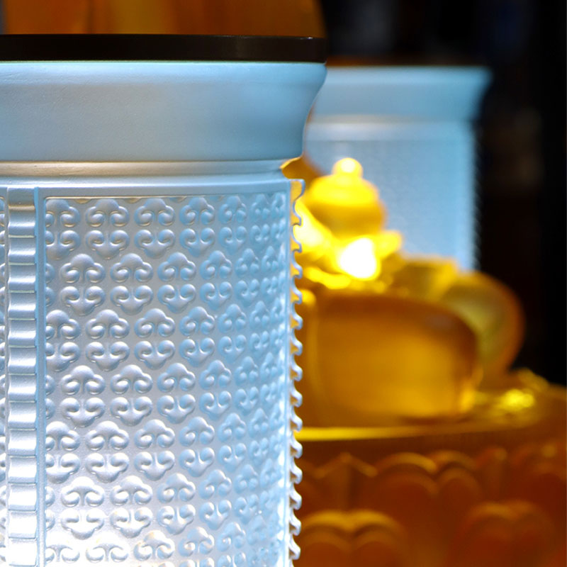 مجموعة عروض المذبح البوذي الزجاجي من سلسلة Ruyi باللون الأزرق الفاتح